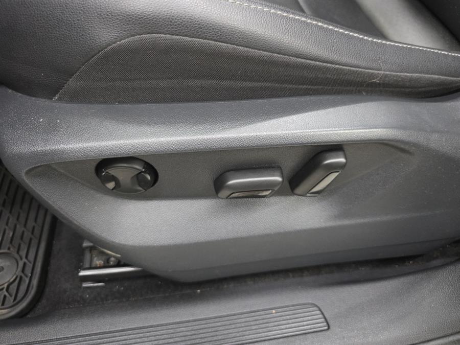2019 Volkswagen Tiguan 2.0T SEL 4MOTION, available for sale in West Haven, Connecticut | Auto Fair Inc.. West Haven, Connecticut 2019 Volkswagen Tiguan 2.0T SEL 4MOTION, available for sale in West Haven, Connecticut | Auto Fair Inc.. West Haven, Connecticut