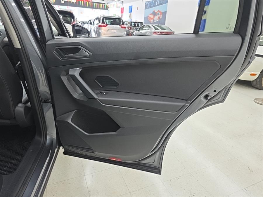2019 Volkswagen Tiguan 2.0T SEL 4MOTION, available for sale in West Haven, Connecticut | Auto Fair Inc.. West Haven, Connecticut 2019 Volkswagen Tiguan 2.0T SEL 4MOTION, available for sale in West Haven, Connecticut | Auto Fair Inc.. West Haven, Connecticut