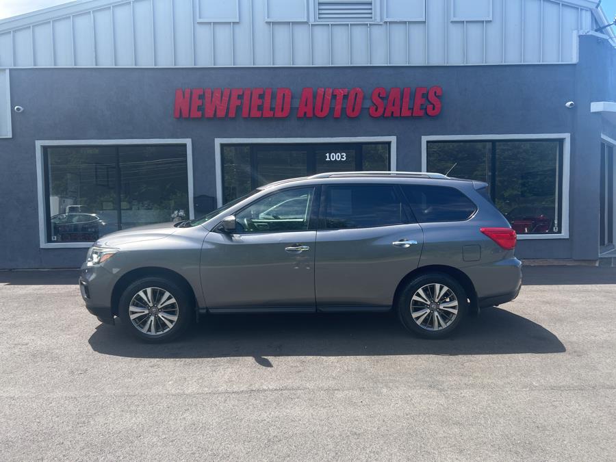2017 Nissan Pathfinder 4x4 Platinum, available for sale in Middletown, Connecticut | Newfield Auto Sales. Middletown, Connecticut 2017 Nissan Pathfinder 4x4 Platinum, available for sale in Middletown, Connecticut | Newfield Auto Sales. Middletown, Connecticut