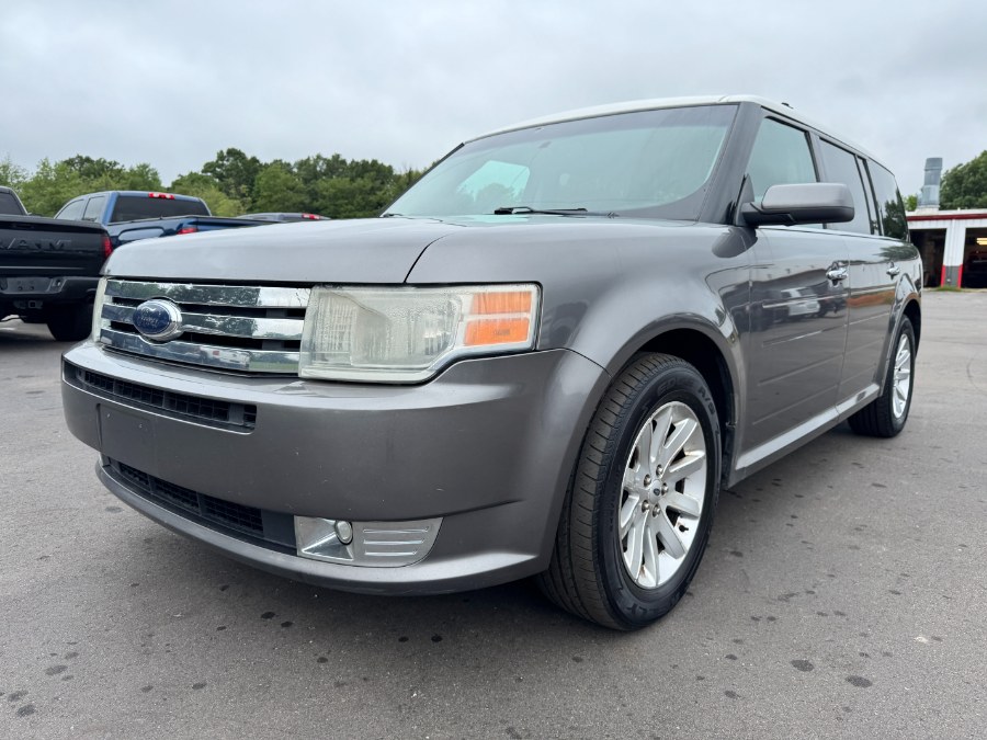 2009 Ford Flex 4dr SEL AWD, available for sale in Ortonville, Michigan | Marsh Auto Sales LLC. Ortonville, Michigan
