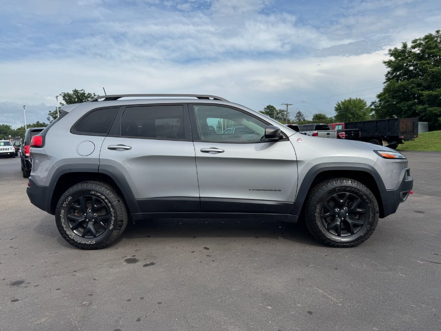 2016 Jeep Cherokee 4WD 4dr Trailhawk, available for sale in Ortonville, Michigan | Marsh Auto Sales LLC. Ortonville, Michigan 2016 Jeep Cherokee 4WD 4dr Trailhawk, available for sale in Ortonville, Michigan | Marsh Auto Sales LLC. Ortonville, Michigan