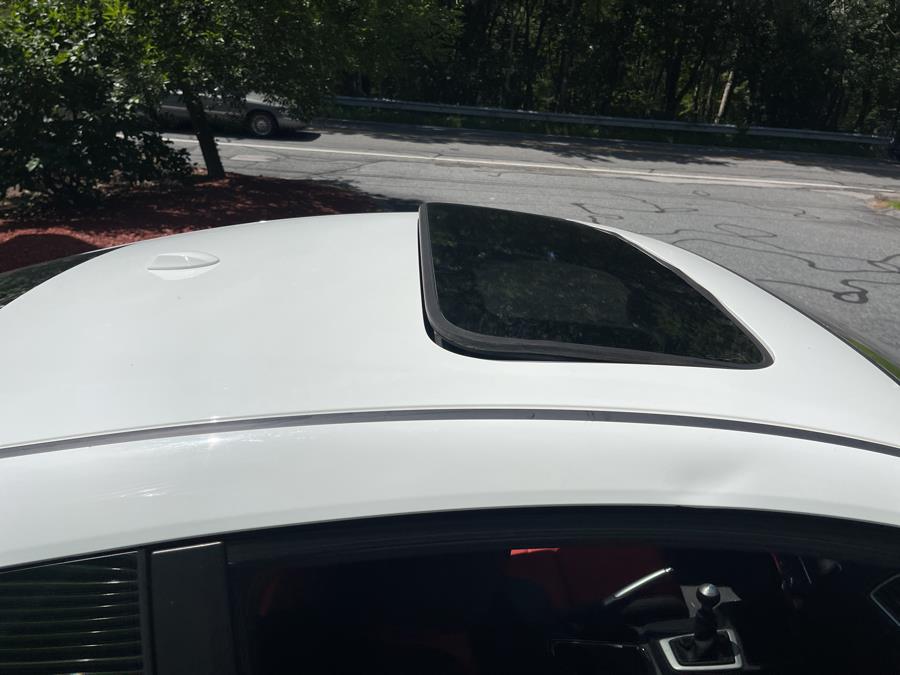 2014 Honda Civic Coupe 2dr Man Si w/Navi, available for sale in Ashland, Massachusetts | New Beginning Auto Service Inc. Ashland, Massachusetts 2014 Honda Civic Coupe 2dr Man Si w/Navi, available for sale in Ashland, Massachusetts | New Beginning Auto Service Inc. Ashland, Massachusetts