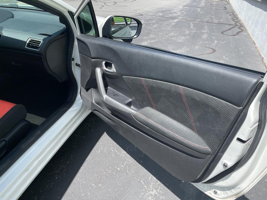 2014 Honda Civic Coupe 2dr Man Si w/Navi, available for sale in Ashland, Massachusetts | New Beginning Auto Service Inc. Ashland, Massachusetts 2014 Honda Civic Coupe 2dr Man Si w/Navi, available for sale in Ashland, Massachusetts | New Beginning Auto Service Inc. Ashland, Massachusetts