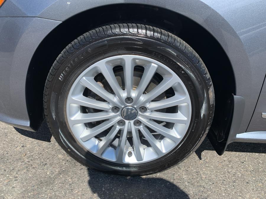 2016 Volkswagen Passat 4dr Sdn 1.8T Auto SE w/Technology PZEV, available for sale in Springfield, Massachusetts | Absolute Motors Inc. Springfield, Massachusetts 2016 Volkswagen Passat 4dr Sdn 1.8T Auto SE w/Technology PZEV, available for sale in Springfield, Massachusetts | Absolute Motors Inc. Springfield, Massachusetts