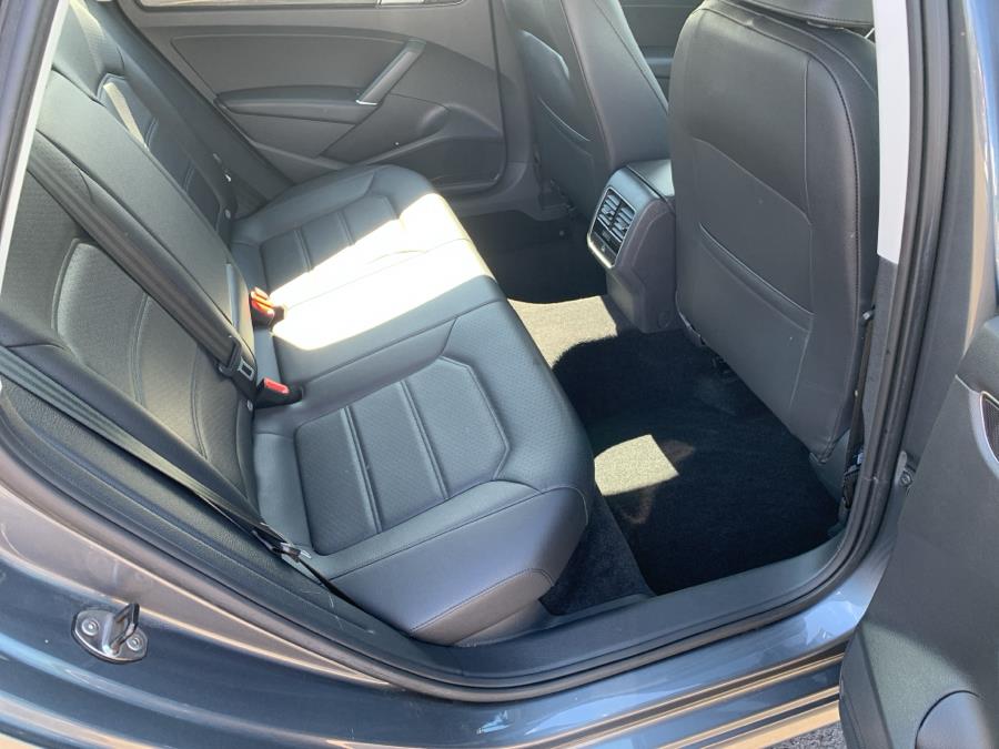 2016 Volkswagen Passat 4dr Sdn 1.8T Auto SE w/Technology PZEV, available for sale in Springfield, Massachusetts | Absolute Motors Inc. Springfield, Massachusetts 2016 Volkswagen Passat 4dr Sdn 1.8T Auto SE w/Technology PZEV, available for sale in Springfield, Massachusetts | Absolute Motors Inc. Springfield, Massachusetts