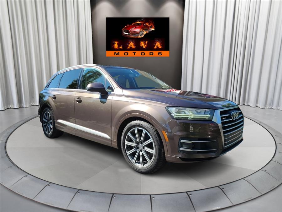 Used 2017 Audi Q7 in Canton, Connecticut | Lava Motors. Canton, Connecticut