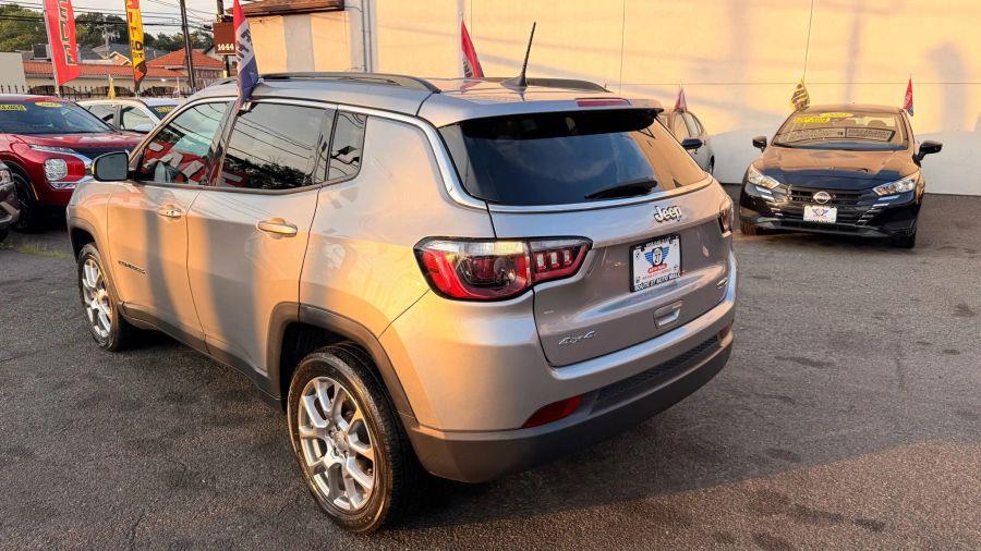 2022 Jeep Compass Latitude Lux Sport Utility 4D, available for sale in Linden, New Jersey | Route 27 Auto Mall. Linden, New Jersey 2022 Jeep Compass Latitude Lux Sport Utility 4D, available for sale in Linden, New Jersey | Route 27 Auto Mall. Linden, New Jersey