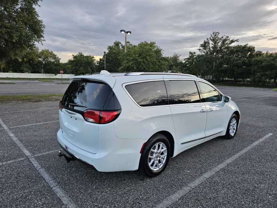 2020 Chrysler Pacifica Touring L FWD, available for sale in Longwood, Florida | Majestic Autos Inc.. Longwood, Florida 2020 Chrysler Pacifica Touring L FWD, available for sale in Longwood, Florida | Majestic Autos Inc.. Longwood, Florida