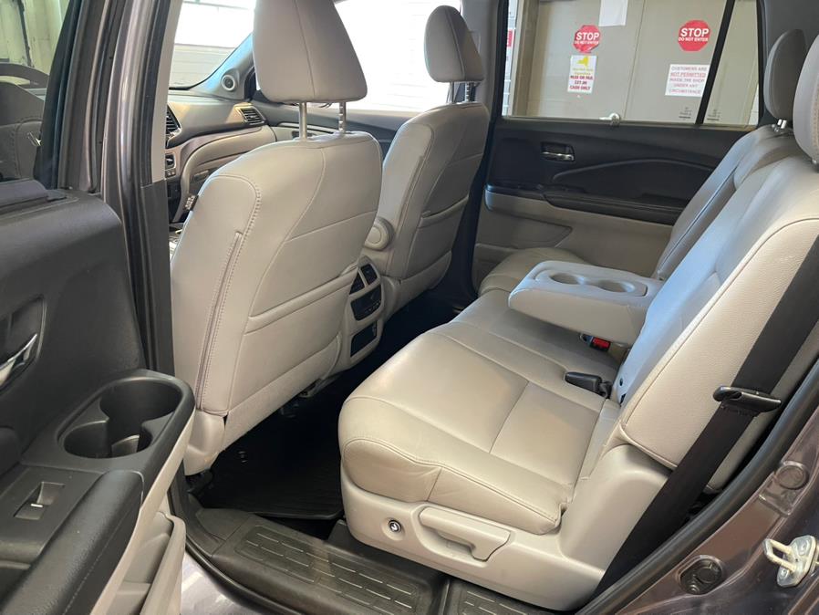 2021 Honda Pilot EX-L AWD, available for sale in Suffern, New York | Rockland Motor Sport. Suffern, New York 2021 Honda Pilot EX-L AWD, available for sale in Suffern, New York | Rockland Motor Sport. Suffern, New York