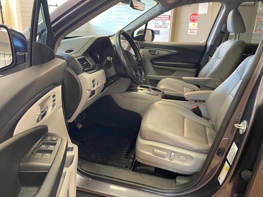 2021 Honda Pilot EX-L AWD, available for sale in Suffern, New York | Rockland Motor Sport. Suffern, New York 2021 Honda Pilot EX-L AWD, available for sale in Suffern, New York | Rockland Motor Sport. Suffern, New York
