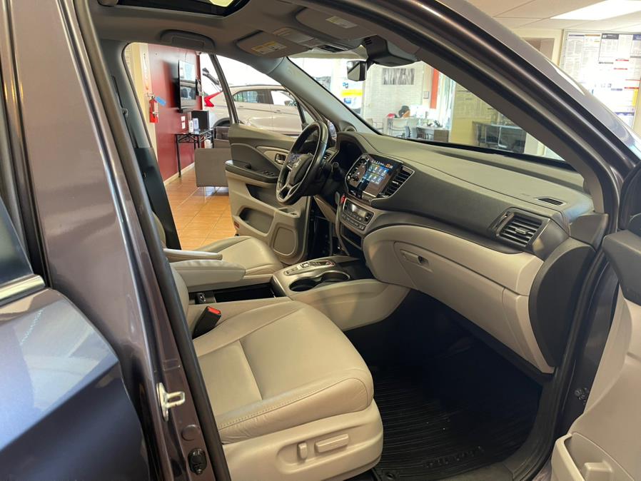 2021 Honda Pilot EX-L AWD, available for sale in Suffern, New York | Rockland Motor Sport. Suffern, New York 2021 Honda Pilot EX-L AWD, available for sale in Suffern, New York | Rockland Motor Sport. Suffern, New York