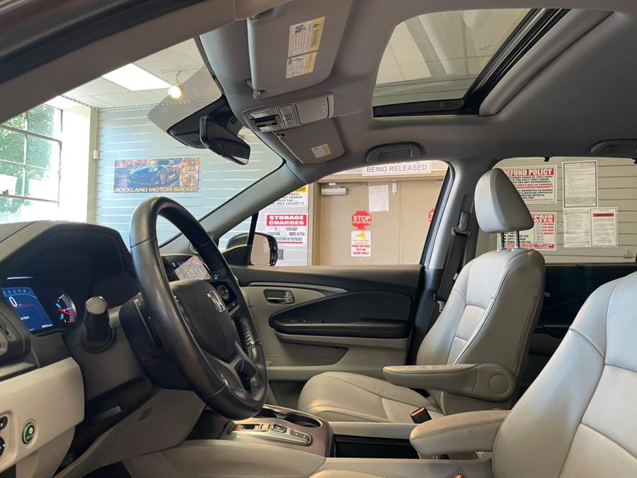 2021 Honda Pilot EX-L AWD, available for sale in Suffern, New York | Rockland Motor Sport. Suffern, New York 2021 Honda Pilot EX-L AWD, available for sale in Suffern, New York | Rockland Motor Sport. Suffern, New York