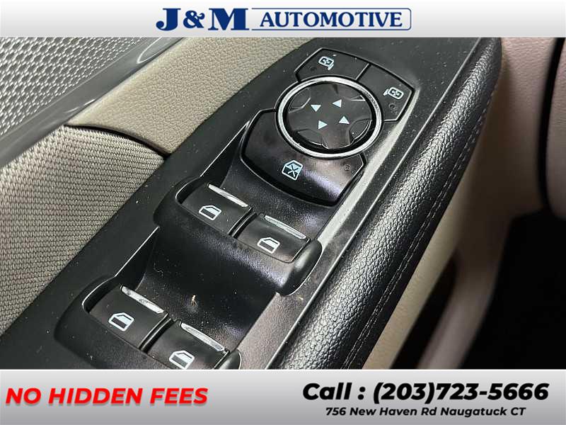 2019 Ford Explorer Base, available for sale in Naugatuck, Connecticut | J&M Automotive Sls&Svc LLC. Naugatuck, Connecticut 2019 Ford Explorer Base, available for sale in Naugatuck, Connecticut | J&M Automotive Sls&Svc LLC. Naugatuck, Connecticut