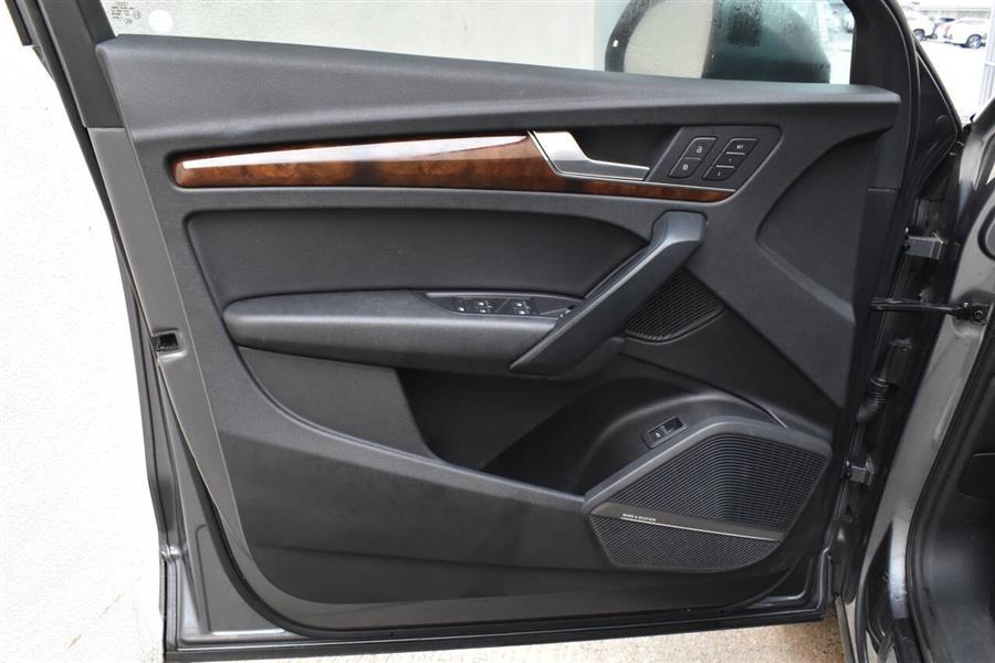 2018 Audi Q5 2.0T Premium Plus, available for sale in Great Neck, New York | Camy Cars. Great Neck, New York 2018 Audi Q5 2.0T Premium Plus, available for sale in Great Neck, New York | Camy Cars. Great Neck, New York