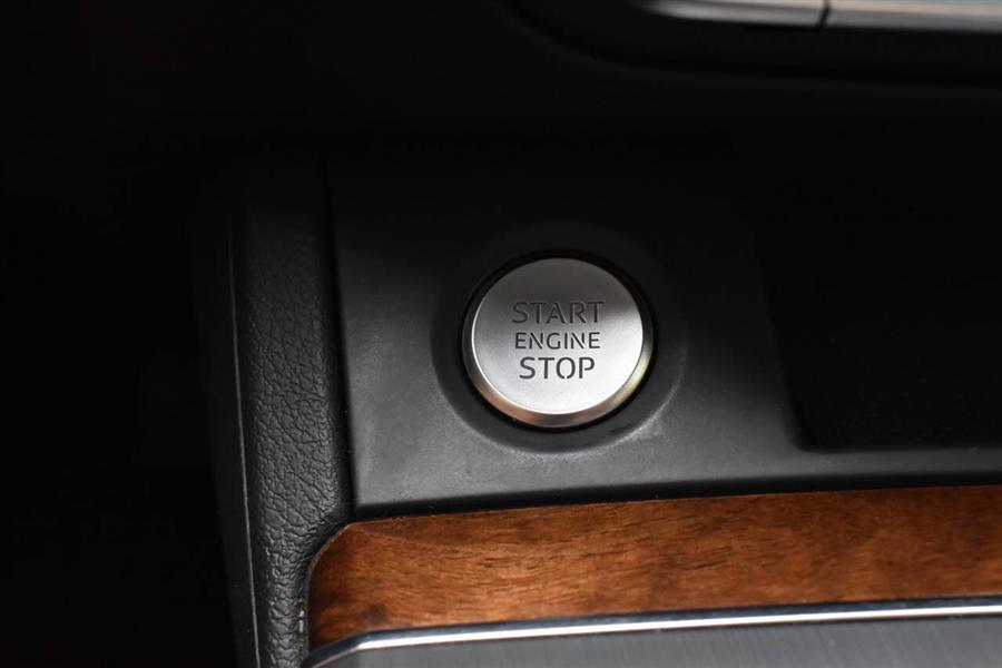 2018 Audi Q5 2.0T Premium Plus, available for sale in Great Neck, New York | Camy Cars. Great Neck, New York 2018 Audi Q5 2.0T Premium Plus, available for sale in Great Neck, New York | Camy Cars. Great Neck, New York