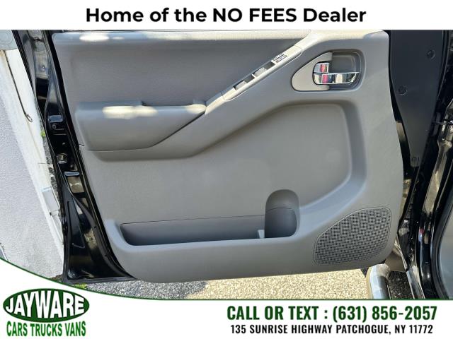 2014 Nissan Frontier 4WD Crew Cab SWB Auto SV, available for sale in Patchogue, New York | Jayware Cars Trucks Vans. Patchogue, New York 2014 Nissan Frontier 4WD Crew Cab SWB Auto SV, available for sale in Patchogue, New York | Jayware Cars Trucks Vans. Patchogue, New York