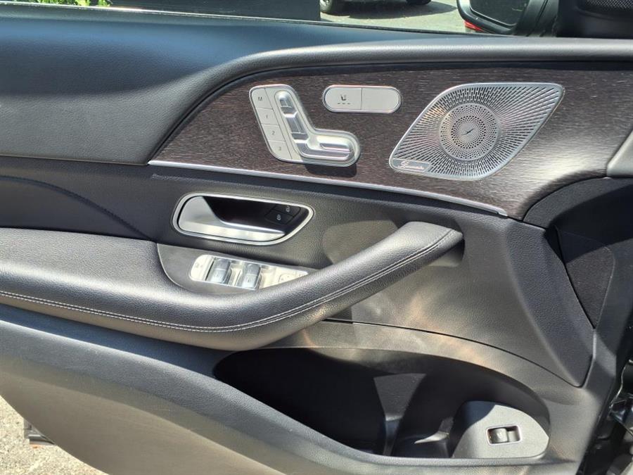2021 Mercedes-Benz GLE GLE 350 4MATIC SUV, available for sale in Flushing, New York | Silverline Auto Group. Flushing, New York 2021 Mercedes-Benz GLE GLE 350 4MATIC SUV, available for sale in Flushing, New York | Silverline Auto Group. Flushing, New York