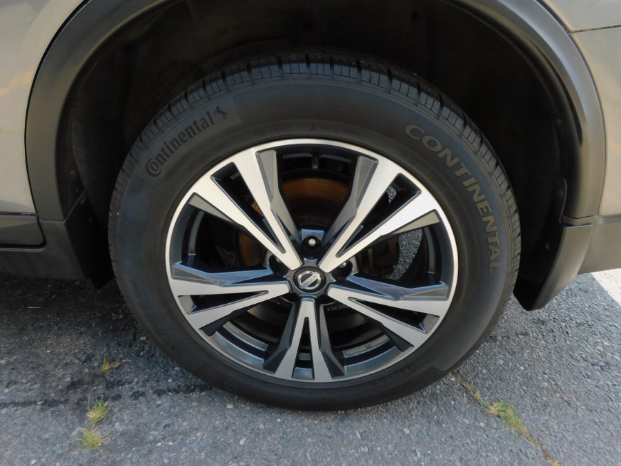2017 Nissan Rogue AWD SL, available for sale in Lodi, New Jersey | Soliman Motors. Lodi, New Jersey 2017 Nissan Rogue AWD SL, available for sale in Lodi, New Jersey | Soliman Motors. Lodi, New Jersey