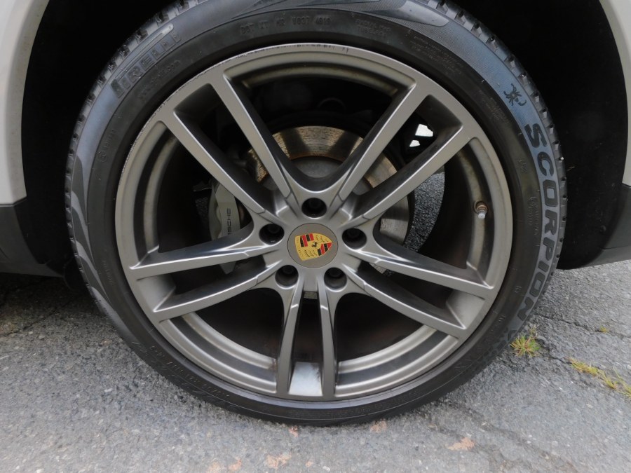 2020 Porsche Cayenne S AWD, available for sale in Lodi, New Jersey | Soliman Motors. Lodi, New Jersey 2020 Porsche Cayenne S AWD, available for sale in Lodi, New Jersey | Soliman Motors. Lodi, New Jersey
