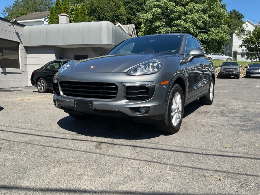2016 Porsche Cayenne AWD 4dr, available for sale in Waterbury, Connecticut | Jim Juliani Motors. Waterbury, Connecticut 2016 Porsche Cayenne AWD 4dr, available for sale in Waterbury, Connecticut | Jim Juliani Motors. Waterbury, Connecticut