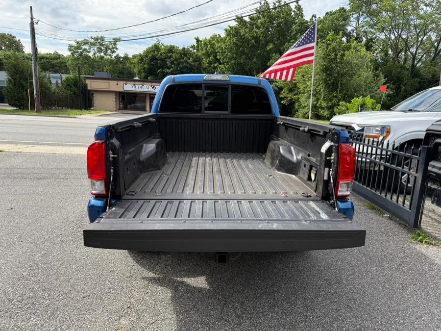 2016 Toyota Tacoma 4WD Double Cab LB V6 AT TRD Off Road (Natl), available for sale in Huntington Station, New York | Huntington Auto Mall. Huntington Station, New York 2016 Toyota Tacoma 4WD Double Cab LB V6 AT TRD Off Road (Natl), available for sale in Huntington Station, New York | Huntington Auto Mall. Huntington Station, New York