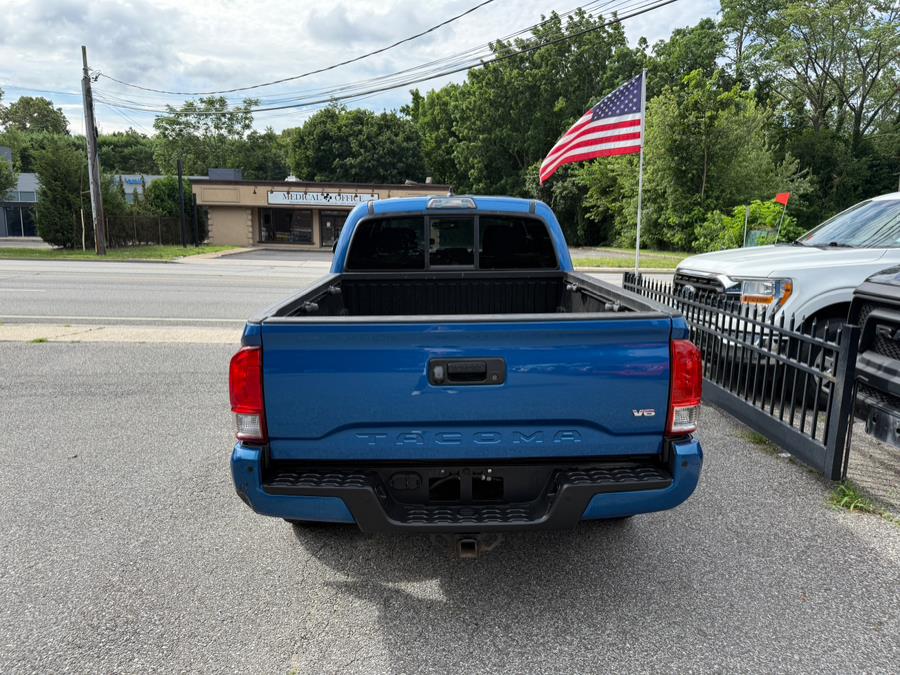 2016 Toyota Tacoma 4WD Double Cab LB V6 AT TRD Off Road (Natl), available for sale in Huntington Station, New York | Huntington Auto Mall. Huntington Station, New York 2016 Toyota Tacoma 4WD Double Cab LB V6 AT TRD Off Road (Natl), available for sale in Huntington Station, New York | Huntington Auto Mall. Huntington Station, New York