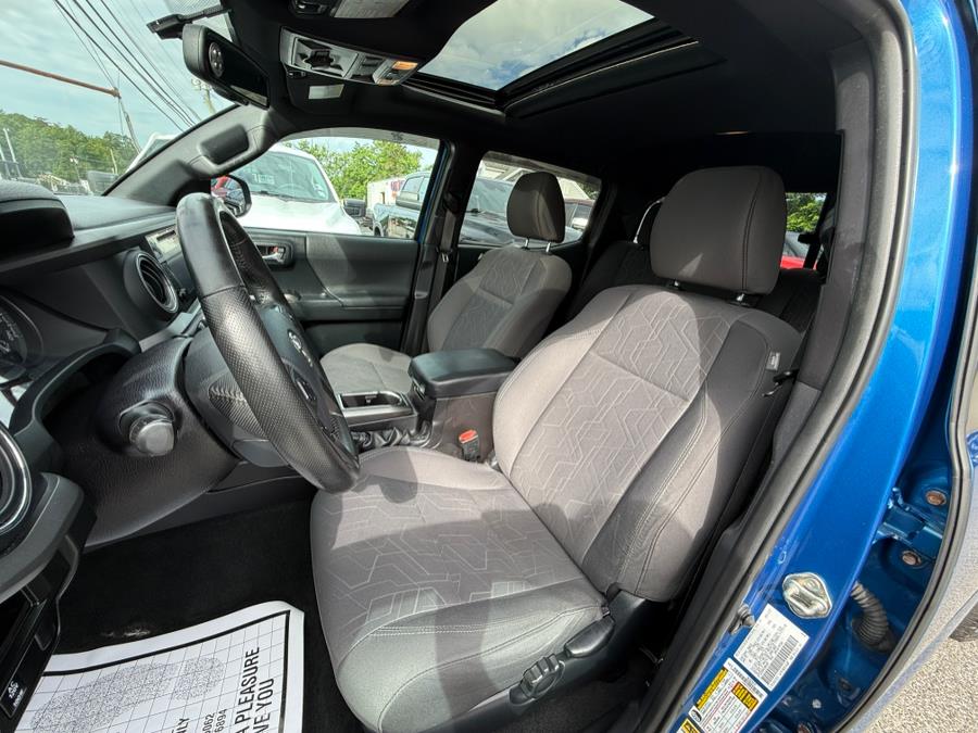 2016 Toyota Tacoma 4WD Double Cab LB V6 AT TRD Off Road (Natl), available for sale in Huntington Station, New York | Huntington Auto Mall. Huntington Station, New York 2016 Toyota Tacoma 4WD Double Cab LB V6 AT TRD Off Road (Natl), available for sale in Huntington Station, New York | Huntington Auto Mall. Huntington Station, New York