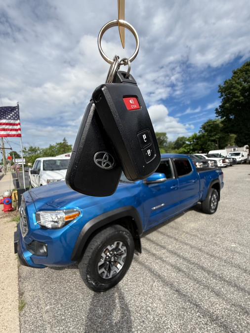 2016 Toyota Tacoma 4WD Double Cab LB V6 AT TRD Off Road (Natl), available for sale in Huntington Station, New York | Huntington Auto Mall. Huntington Station, New York 2016 Toyota Tacoma 4WD Double Cab LB V6 AT TRD Off Road (Natl), available for sale in Huntington Station, New York | Huntington Auto Mall. Huntington Station, New York
