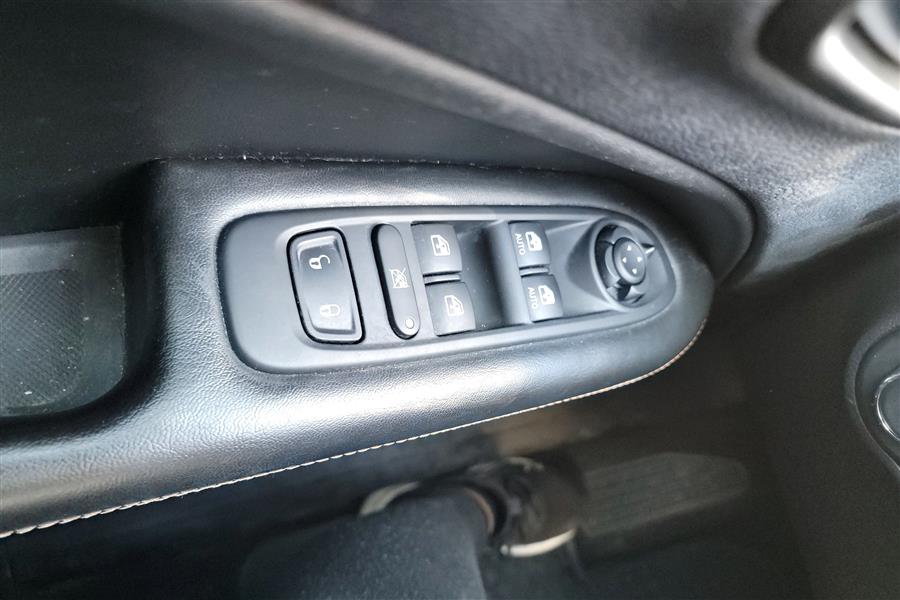 2017 Jeep Compass Latitude 4x4, available for sale in Lindenhurst, New York | Power Motor Group. Lindenhurst, New York 2017 Jeep Compass Latitude 4x4, available for sale in Lindenhurst, New York | Power Motor Group. Lindenhurst, New York