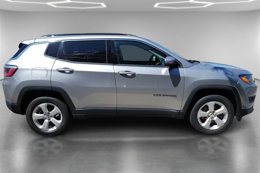 2017 Jeep Compass Latitude 4x4, available for sale in Lindenhurst, New York | Power Motor Group. Lindenhurst, New York 2017 Jeep Compass Latitude 4x4, available for sale in Lindenhurst, New York | Power Motor Group. Lindenhurst, New York