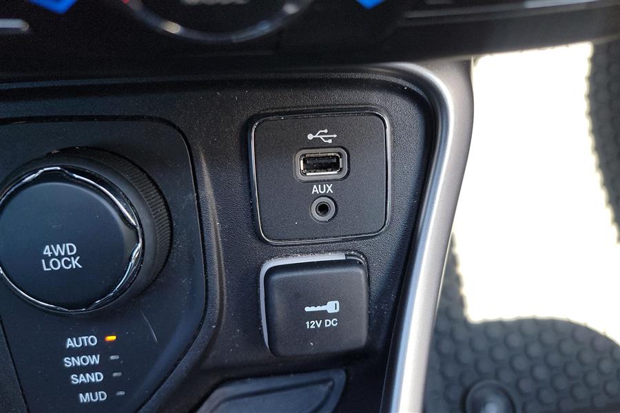 2017 Jeep Compass Latitude 4x4, available for sale in Lindenhurst, New York | Power Motor Group. Lindenhurst, New York 2017 Jeep Compass Latitude 4x4, available for sale in Lindenhurst, New York | Power Motor Group. Lindenhurst, New York