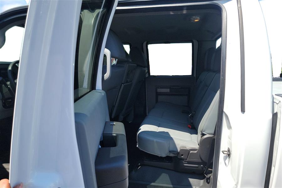 2015 Ford Super Duty F-250 SRW 4WD Crew Cab 156" XL, available for sale in Lindenhurst, New York | Power Motor Group. Lindenhurst, New York 2015 Ford Super Duty F-250 SRW 4WD Crew Cab 156" XL, available for sale in Lindenhurst, New York | Power Motor Group. Lindenhurst, New York
