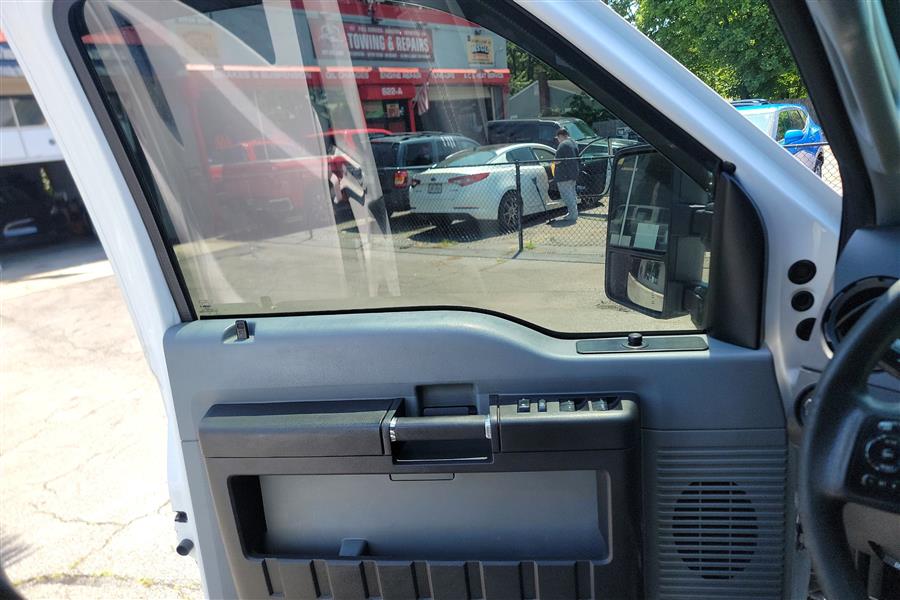2015 Ford Super Duty F-250 SRW 4WD Crew Cab 156" XL, available for sale in Lindenhurst, New York | Power Motor Group. Lindenhurst, New York 2015 Ford Super Duty F-250 SRW 4WD Crew Cab 156" XL, available for sale in Lindenhurst, New York | Power Motor Group. Lindenhurst, New York