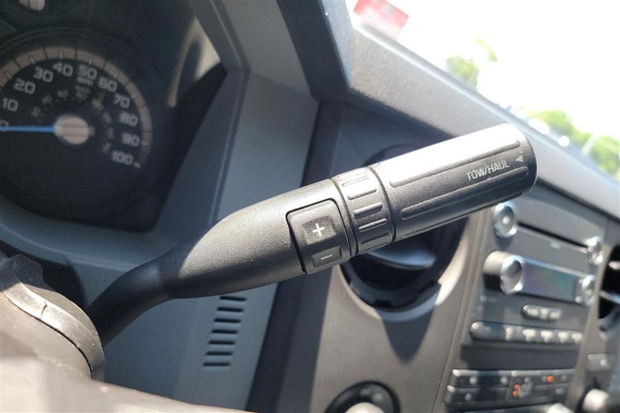 2015 Ford Super Duty F-250 SRW 4WD Crew Cab 156" XL, available for sale in Lindenhurst, New York | Power Motor Group. Lindenhurst, New York 2015 Ford Super Duty F-250 SRW 4WD Crew Cab 156" XL, available for sale in Lindenhurst, New York | Power Motor Group. Lindenhurst, New York