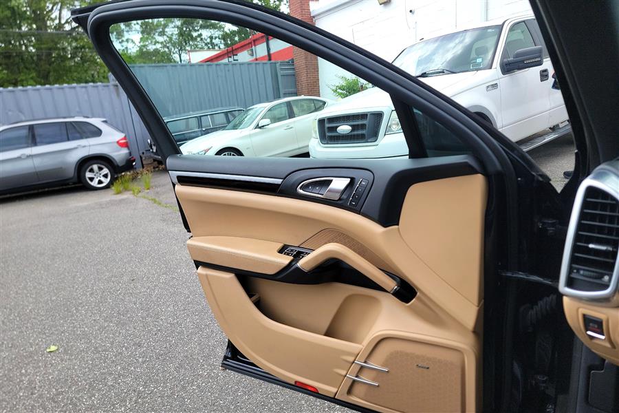 2017 Porsche Cayenne S AWD, available for sale in Lindenhurst, New York | Power Motor Group. Lindenhurst, New York 2017 Porsche Cayenne S AWD, available for sale in Lindenhurst, New York | Power Motor Group. Lindenhurst, New York
