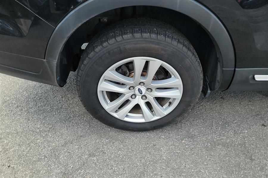 2018 Ford Explorer XLT 4WD, available for sale in Lindenhurst, New York | Power Motor Group. Lindenhurst, New York 2018 Ford Explorer XLT 4WD, available for sale in Lindenhurst, New York | Power Motor Group. Lindenhurst, New York