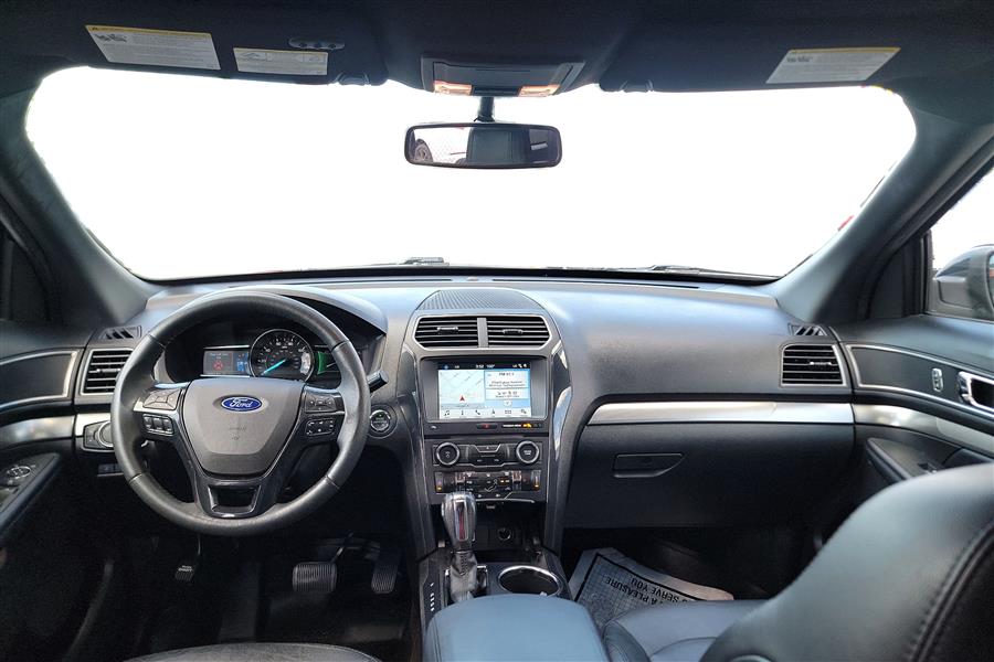 2018 Ford Explorer XLT 4WD, available for sale in Lindenhurst, New York | Power Motor Group. Lindenhurst, New York 2018 Ford Explorer XLT 4WD, available for sale in Lindenhurst, New York | Power Motor Group. Lindenhurst, New York