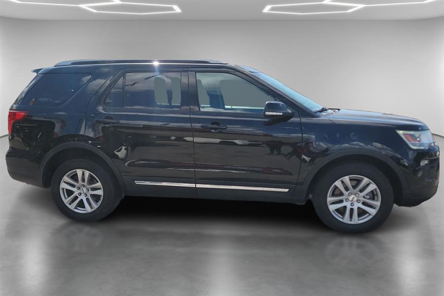 2018 Ford Explorer XLT 4WD, available for sale in Lindenhurst, New York | Power Motor Group. Lindenhurst, New York 2018 Ford Explorer XLT 4WD, available for sale in Lindenhurst, New York | Power Motor Group. Lindenhurst, New York