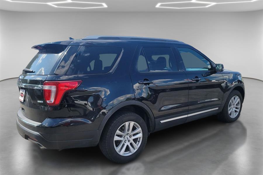 2018 Ford Explorer XLT 4WD, available for sale in Lindenhurst, New York | Power Motor Group. Lindenhurst, New York 2018 Ford Explorer XLT 4WD, available for sale in Lindenhurst, New York | Power Motor Group. Lindenhurst, New York
