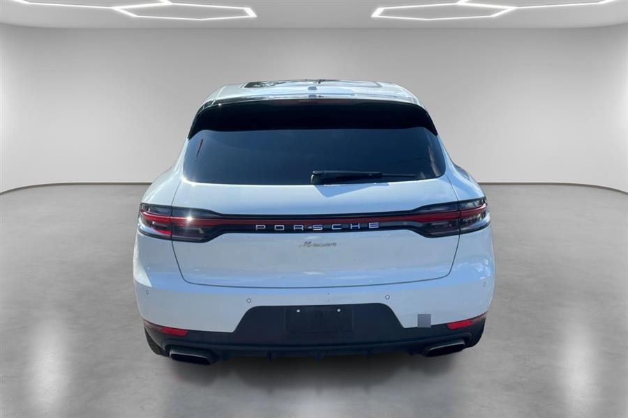 2020 Porsche Macan photo 5