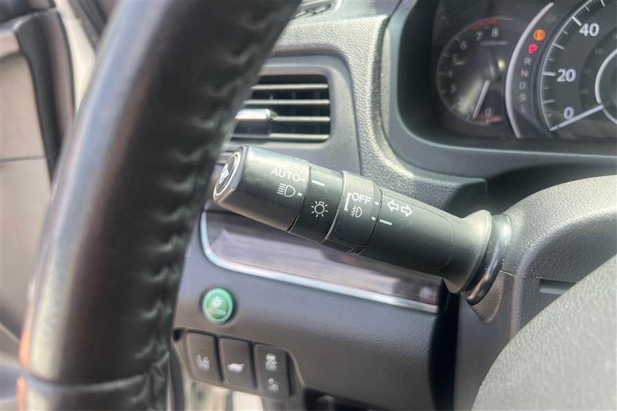 2016 Honda CR-V AWD 5dr Touring, available for sale in Lindenhurst, New York | Power Motor Group. Lindenhurst, New York 2016 Honda CR-V AWD 5dr Touring, available for sale in Lindenhurst, New York | Power Motor Group. Lindenhurst, New York