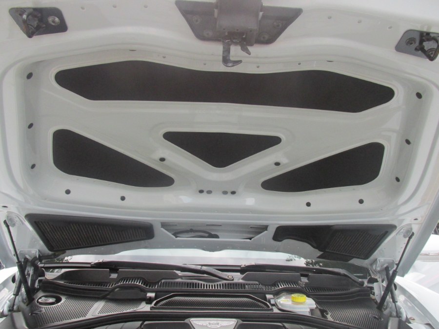 2014 Bentley Flying Spur 4dr Sdn, available for sale in Massapequa, New York | South Shore Auto Brokers & Sales. Massapequa, New York 2014 Bentley Flying Spur 4dr Sdn, available for sale in Massapequa, New York | South Shore Auto Brokers & Sales. Massapequa, New York