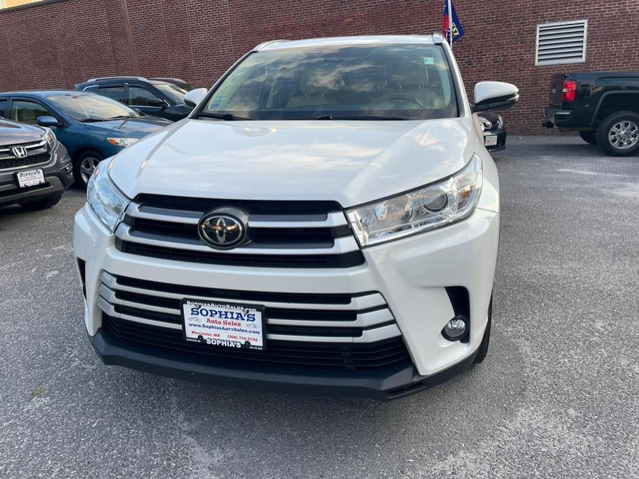 2017 Toyota Highlander XLE V6 AWD (Natl), available for sale in Worcester, Massachusetts | Sophia's Auto Sales Inc. Worcester, Massachusetts 2017 Toyota Highlander XLE V6 AWD (Natl), available for sale in Worcester, Massachusetts | Sophia's Auto Sales Inc. Worcester, Massachusetts