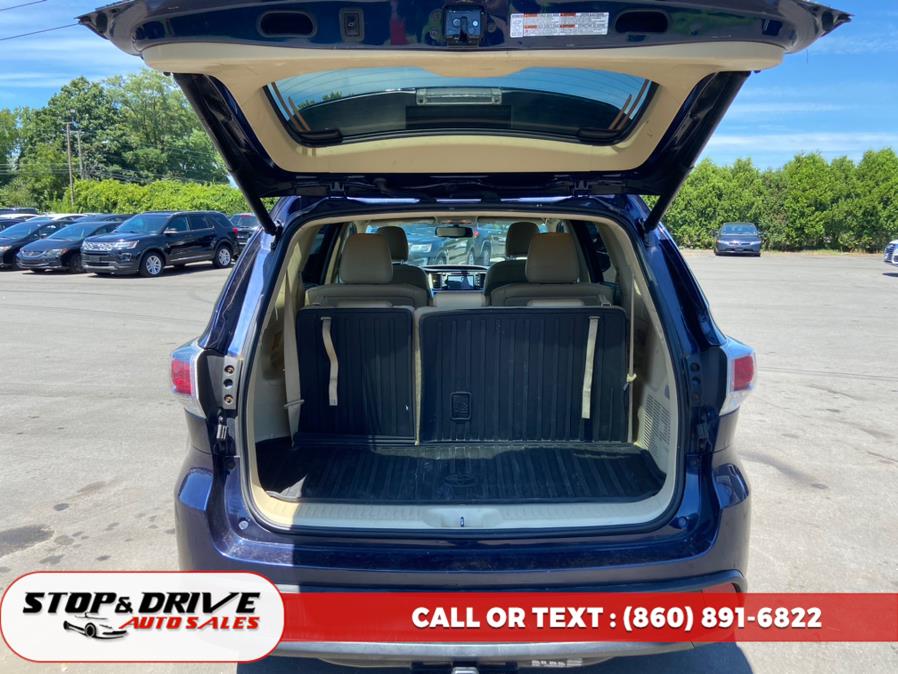 2016 Toyota Highlander AWD 4dr V6 XLE (Natl), available for sale in East Windsor, Connecticut | Stop & Drive Auto Sales. East Windsor, Connecticut 2016 Toyota Highlander AWD 4dr V6 XLE (Natl), available for sale in East Windsor, Connecticut | Stop & Drive Auto Sales. East Windsor, Connecticut