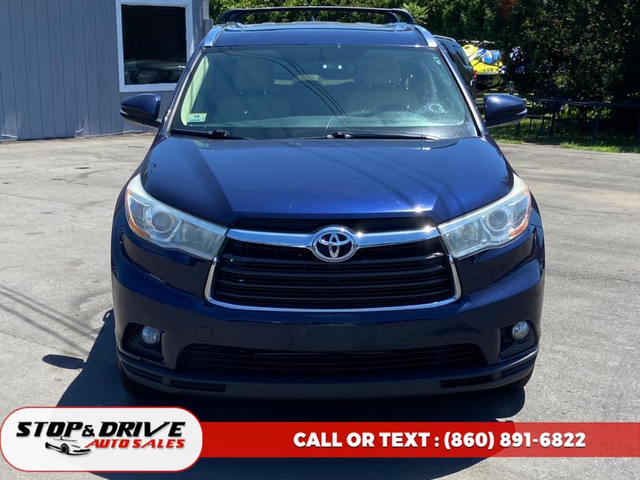2016 Toyota Highlander AWD 4dr V6 XLE (Natl), available for sale in East Windsor, Connecticut | Stop & Drive Auto Sales. East Windsor, Connecticut 2016 Toyota Highlander AWD 4dr V6 XLE (Natl), available for sale in East Windsor, Connecticut | Stop & Drive Auto Sales. East Windsor, Connecticut