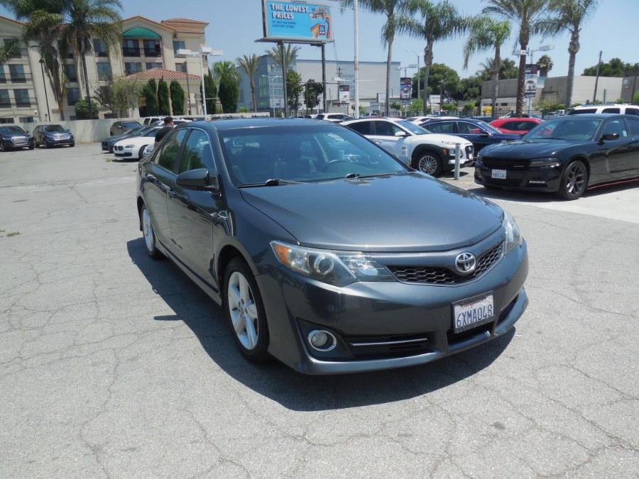 2012 Toyota Camry 4dr Sdn I4 Auto SE (Natl), available for sale in Hawaiian Gardens, California | Luxe Motors. Hawaiian Gardens, California