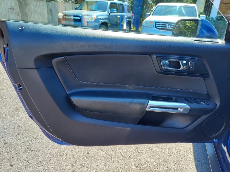 2015 Ford Mustang 2dr Conv V6, available for sale in East Windsor, Connecticut | United Auto Sales of E Windsor, Inc. East Windsor, Connecticut 2015 Ford Mustang 2dr Conv V6, available for sale in East Windsor, Connecticut | United Auto Sales of E Windsor, Inc. East Windsor, Connecticut