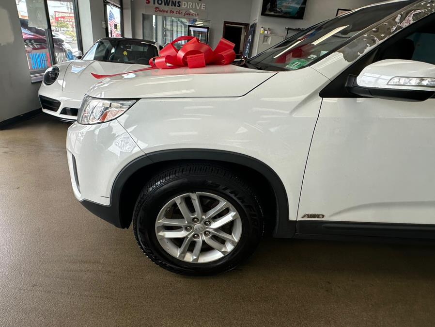 2014 Kia Sorento AWD 4dr I4 LX, available for sale in Inwood, New York | 5 Towns Drive. Inwood, New York 2014 Kia Sorento AWD 4dr I4 LX, available for sale in Inwood, New York | 5 Towns Drive. Inwood, New York