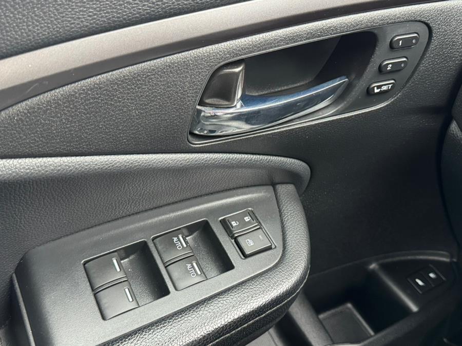 2020 Honda Pilot EX-L AWD, available for sale in Newark, New Jersey | Champion Auto Sales. Newark, New Jersey 2020 Honda Pilot EX-L AWD, available for sale in Newark, New Jersey | Champion Auto Sales. Newark, New Jersey