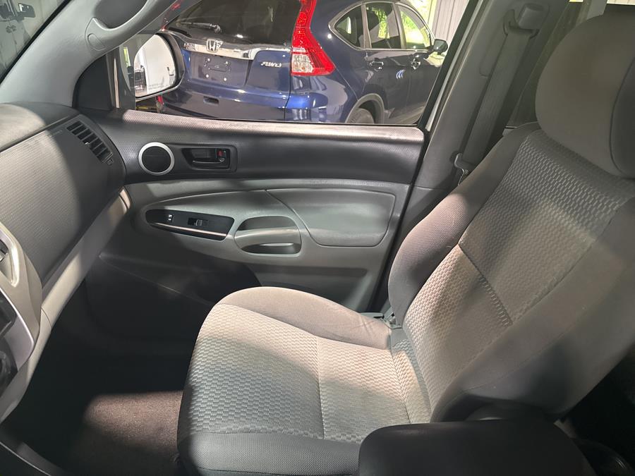 2015 Toyota Tacoma 4WD Double Cab LB V6 AT (Natl), available for sale in Pittsfield, Maine | Maine Central Motors. Pittsfield, Maine 2015 Toyota Tacoma 4WD Double Cab LB V6 AT (Natl), available for sale in Pittsfield, Maine | Maine Central Motors. Pittsfield, Maine